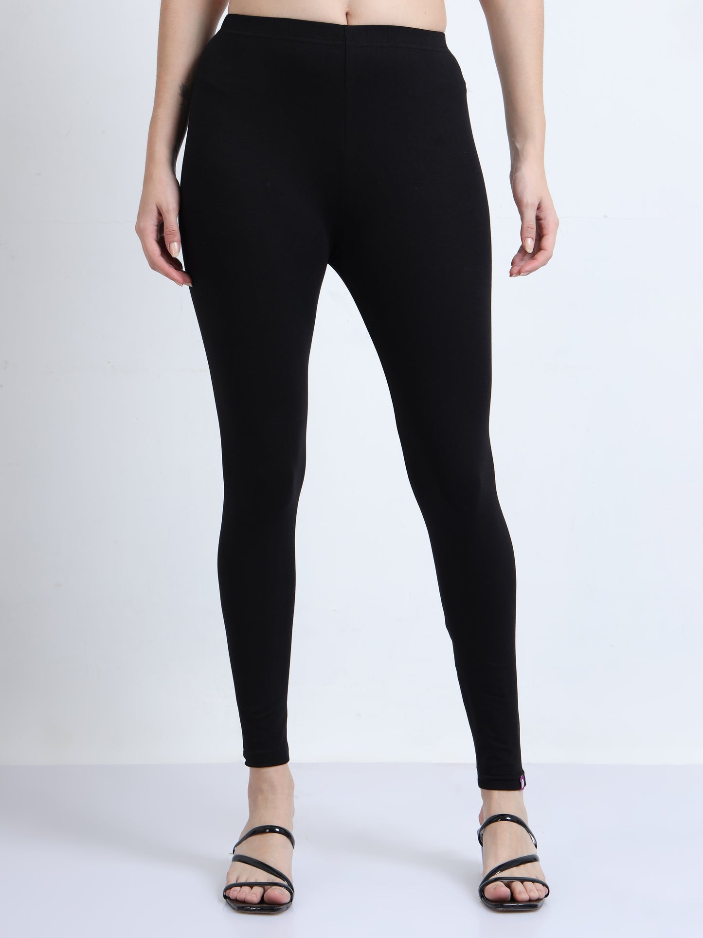 BLACK- REGULAR ANKLE