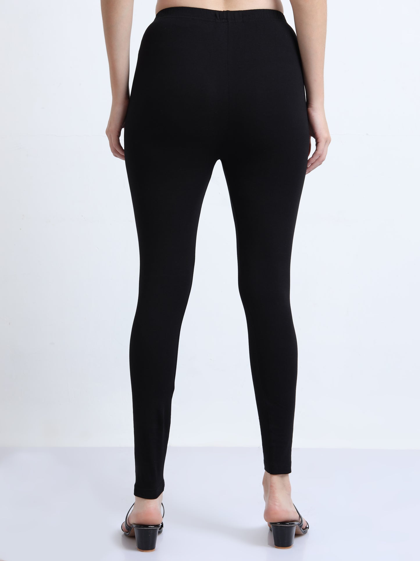 BLACK- REGULAR ANKLE